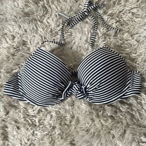 Aerie brand size 36B striped swim top